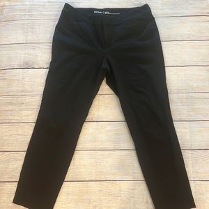 Old navy Pixie never fade dress pants